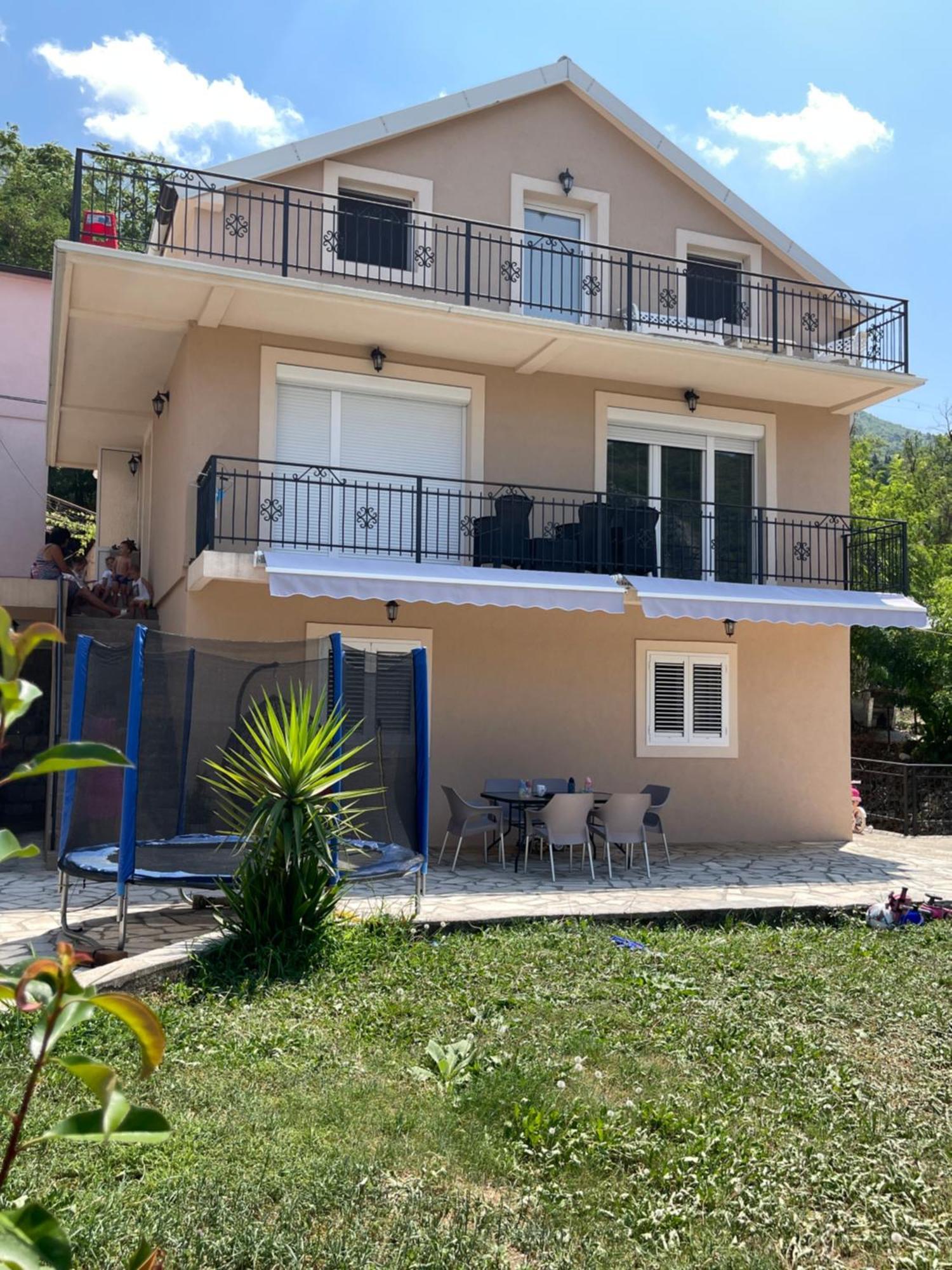Apartment Perovic Kotor Eksteriør bilde